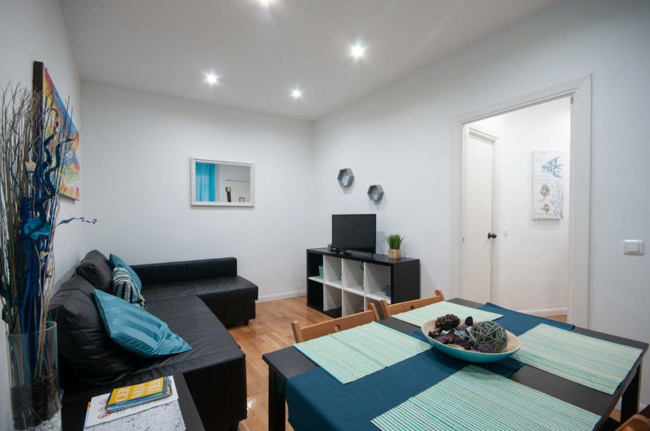 Acogedor Apartamento Lavapies Madrid Bagian luar foto