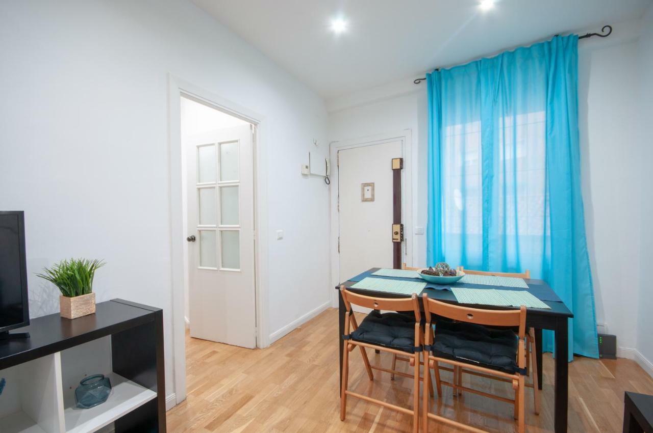 Acogedor Apartamento Lavapies Madrid Bagian luar foto