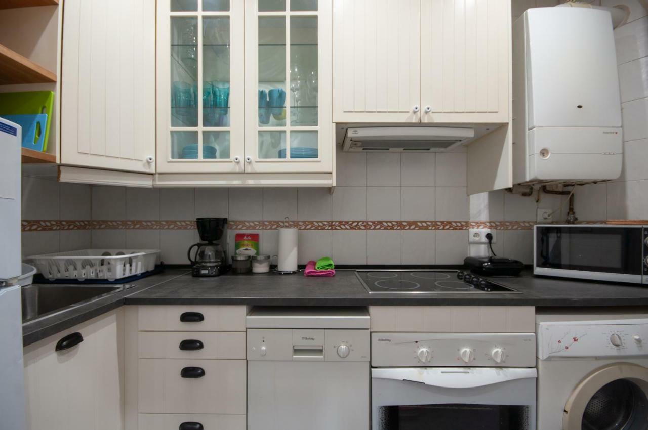 Acogedor Apartamento Lavapies Madrid Bagian luar foto