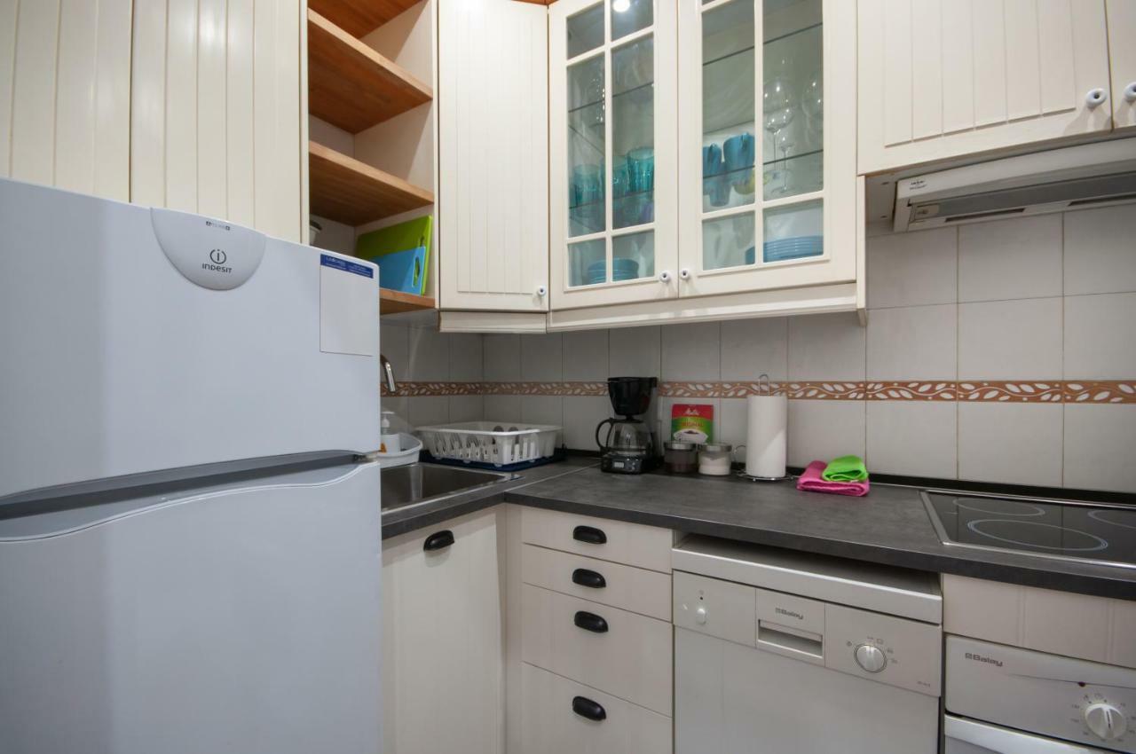 Acogedor Apartamento Lavapies Madrid Bagian luar foto